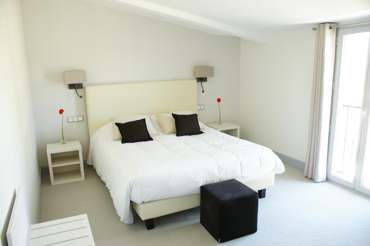 Logis- Hotel Spa Restaurant L'Epicurial Saint-Pey-de-Castets Zimmer foto